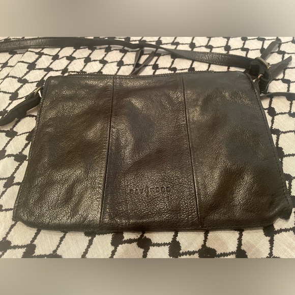 Day & Mood leather cross body - Picture 2 of 5